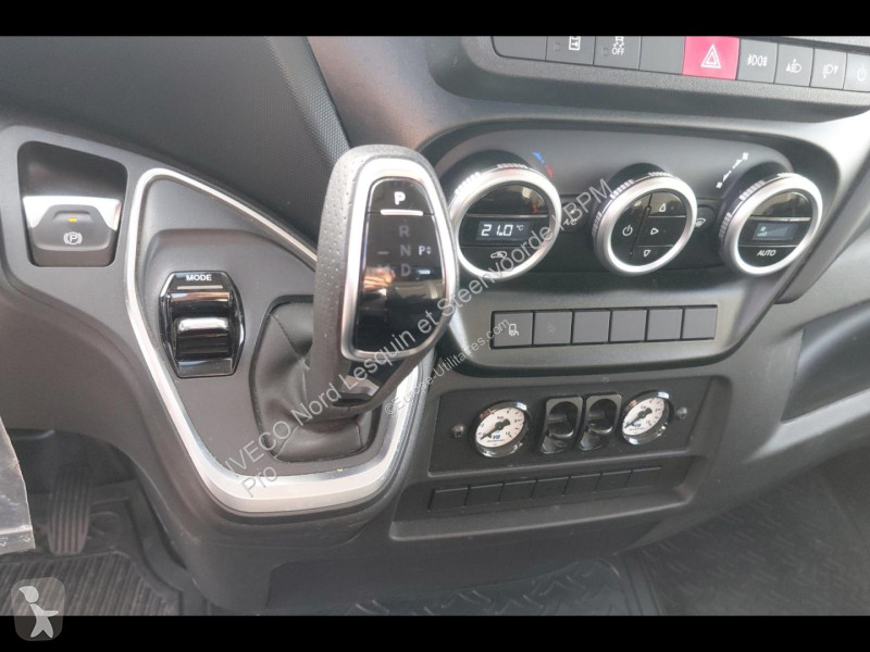 Bedrijfswagen Iveco CCb 35C21H empattement 3750...