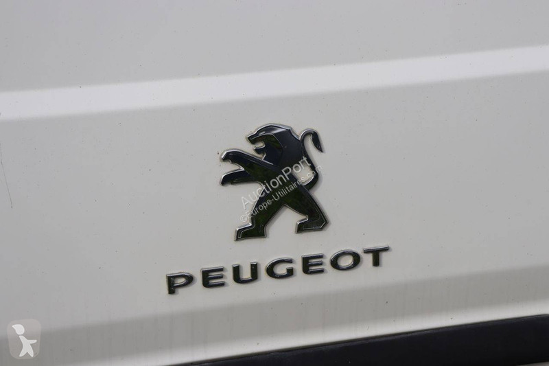 Véhicule utilitaire Peugeot