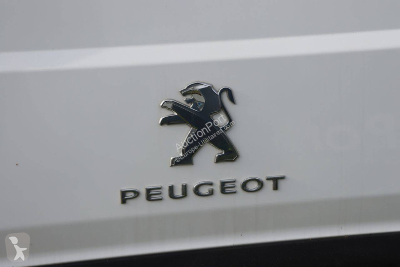 Véhicule utilitaire Peugeot