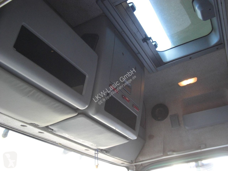 Bedrijfswagen Mercedes 823L