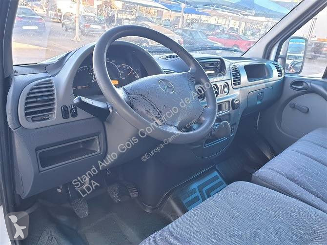 Furgoneta Mercedes