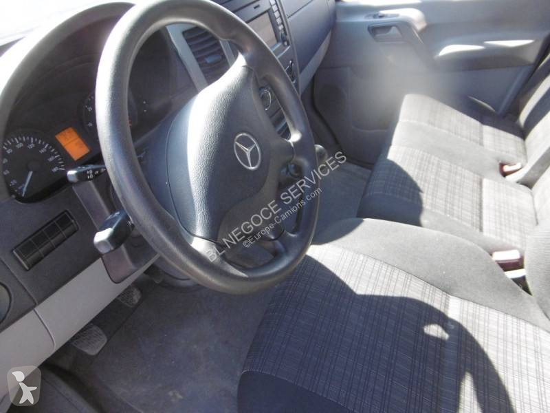 Furgoneta Mercedes