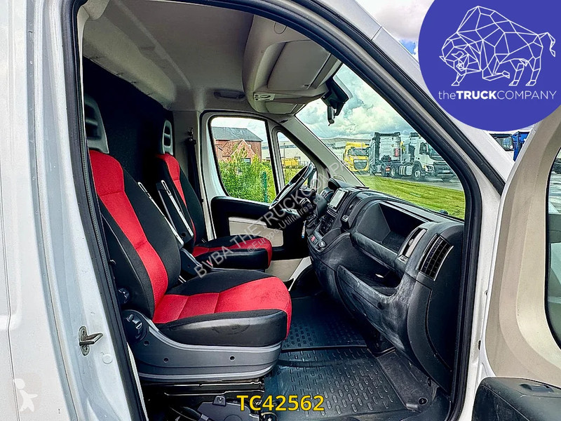 Véhicule utilitaire Fiat meubelbak + lift 3.0D...