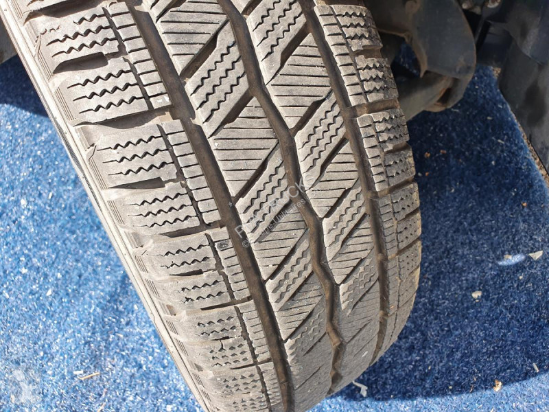 Véhicule utilitaire Iveco FGN 35 S 13 V12 H2...