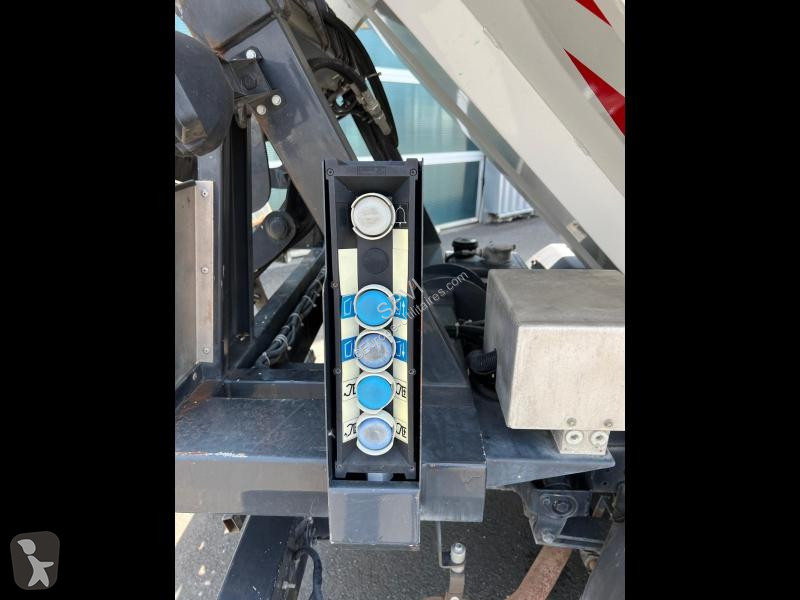 Véhicule utilitaire Fuso