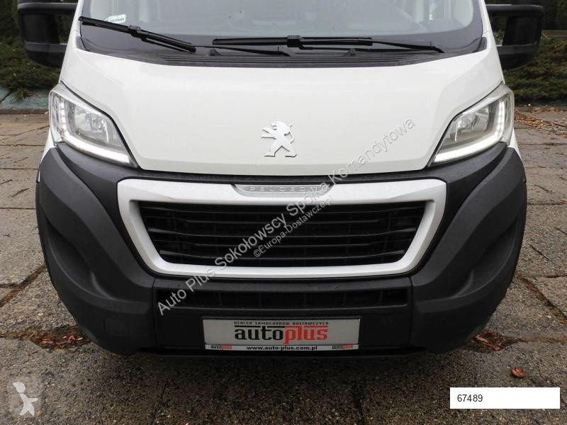 Autoutilitară Peugeot BOXER PLANDEKA WINDA 8...