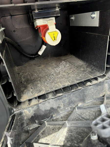 Autoutilitară Iveco 70C18 V H