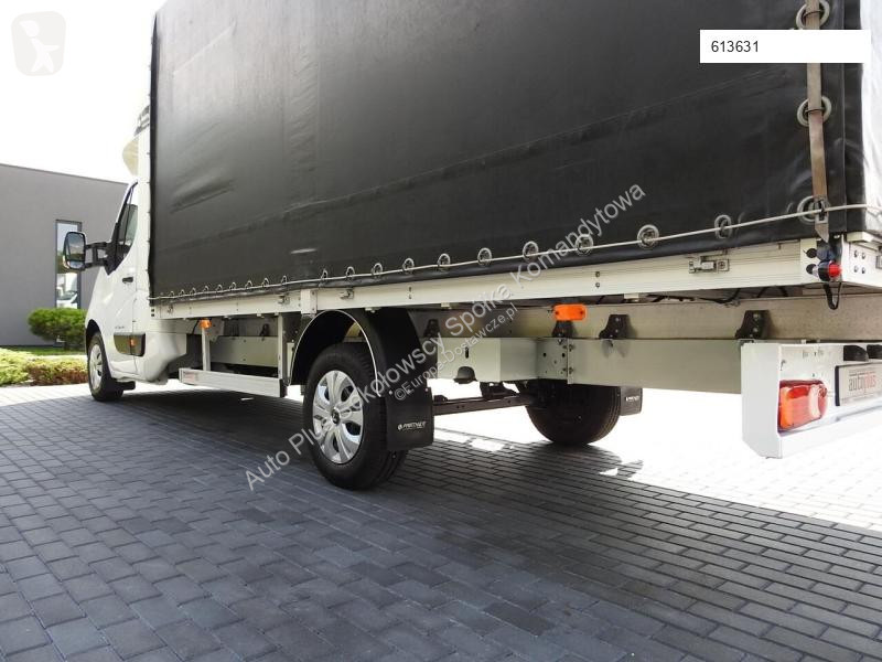 Autoutilitară Renault MASTER PLANDEKA 8 PALET...