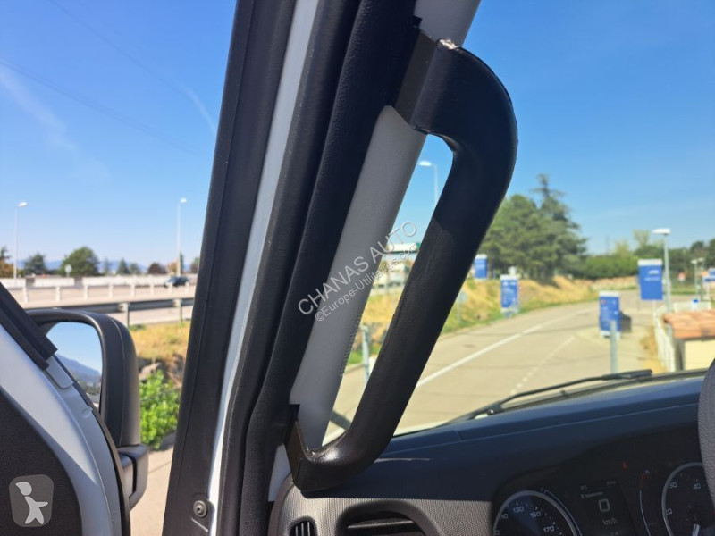 Furgoneta Iveco 35C16 160CV 3L ALUMINIUM 4M...