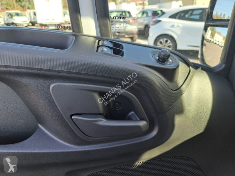 Autoutilitară Iveco 35C18 180CV 3L BENNE PM