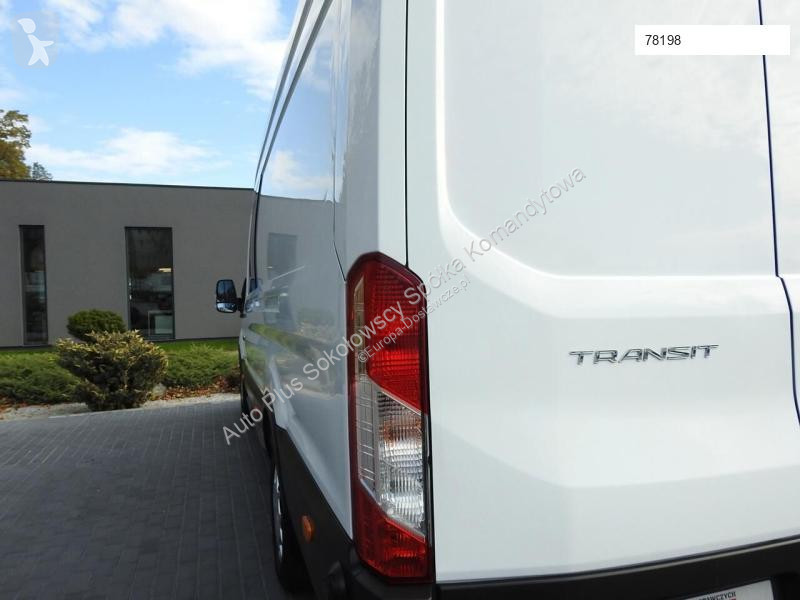 Véhicule utilitaire Ford TRANSIT FURGON...