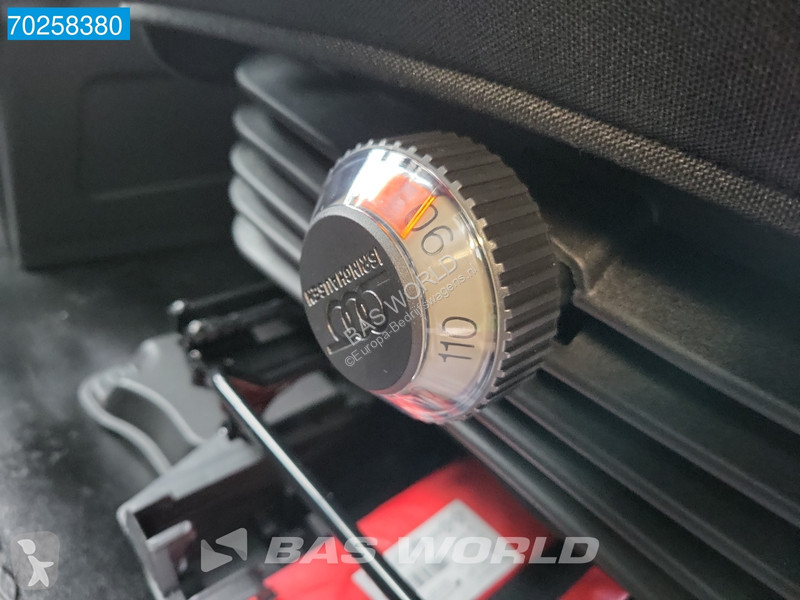 Furgoneta Iveco 35C21 3.0L Black Edition...