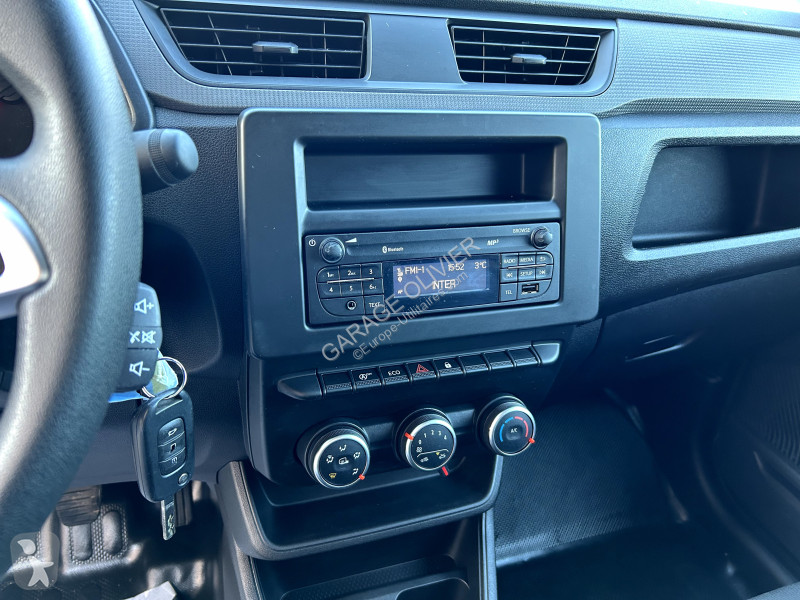 Véhicule utilitaire Renault (Kangoo) 1.5 Blue...