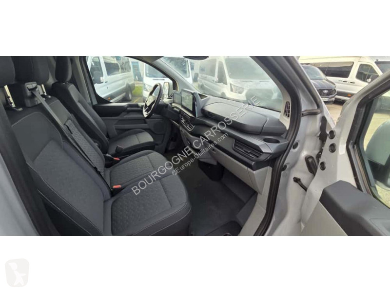 Véhicule utilitaire Ford TRANSIT CUSTOM 2.0...