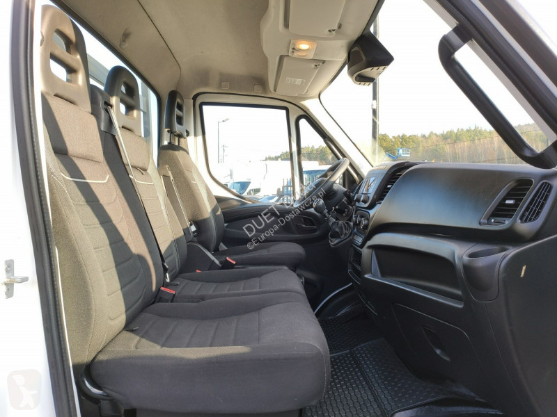 Autoutilitară Iveco 35C16 V