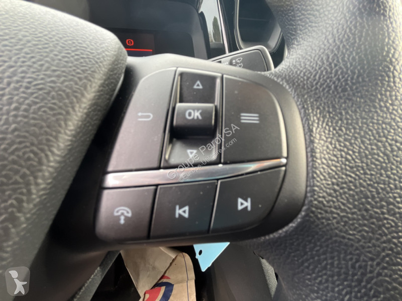 Véhicule utilitaire Ford 1.0 EcoBoost 100ch Trend