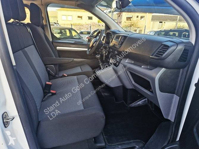 Véhicule utilitaire Peugeot