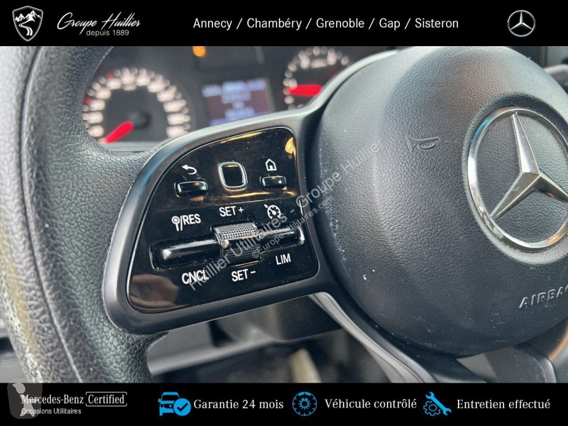 Véhicule utilitaire Mercedes 214 CDI Fg 39S 3T0...