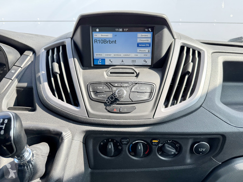 Autoutilitară Ford 170pk Laadklep Airco Cruise...