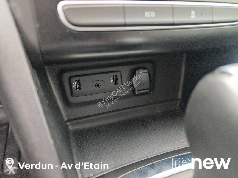 Užitkové vozidlo Renault Mégane IV Berline Blue...
