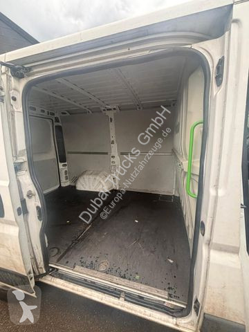Nyttofordon Peugeot Kasten 330 L1H1 Pro 120...