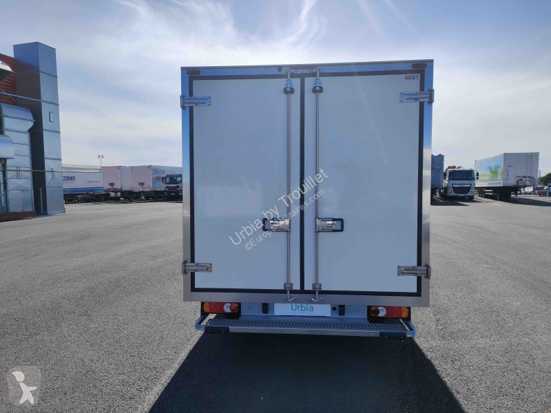 Véhicule utilitaire Renault FRIGO 12M3 145 CV...