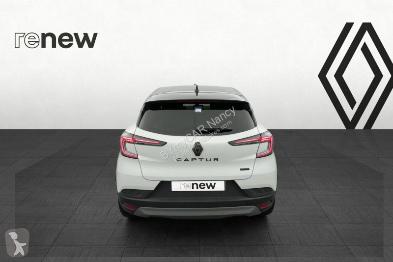 Veicolo commerciale Renault Captur E-Tech full...