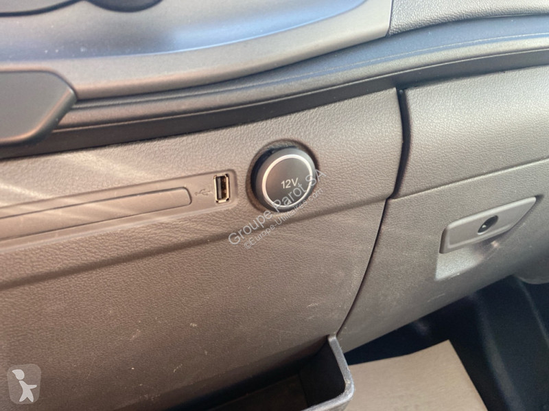 Užitkové vozidlo Ford P330 L1 2.0 EcoBlue 170ch...