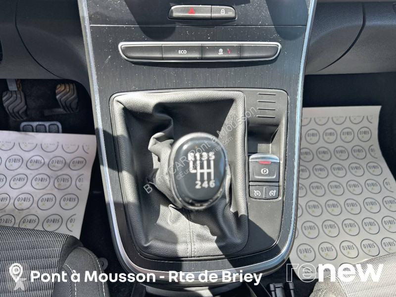 Užitkové vozidlo Renault Grand Scenic Blue dCi 120