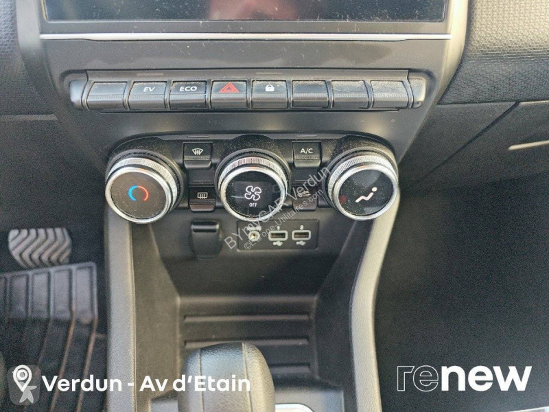 Autoutilitară Renault Clio E-Tech 140 - 21N
