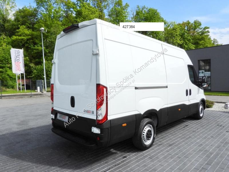 Autoutilitară Iveco DAILY 35S14 FURGON CHŁODNIA...