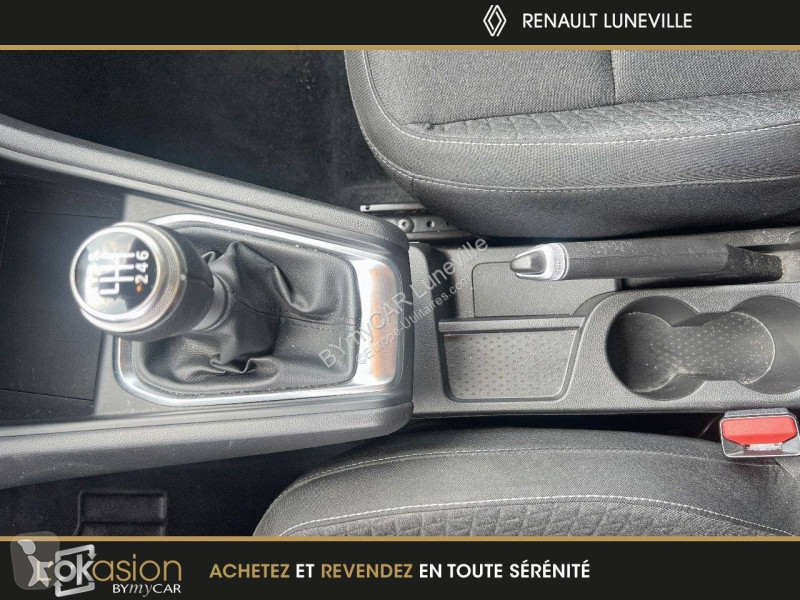 Véhicule utilitaire Renault Captur TCe 90