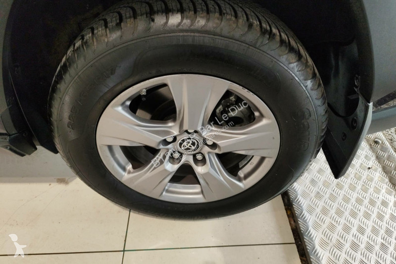 Veicolo commerciale Toyota RAV4 Hybride 218 ch 2WD