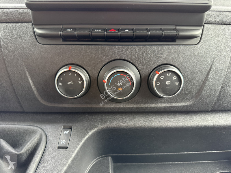 Véhicule utilitaire Renault T33 2.3 DCI 135PK...