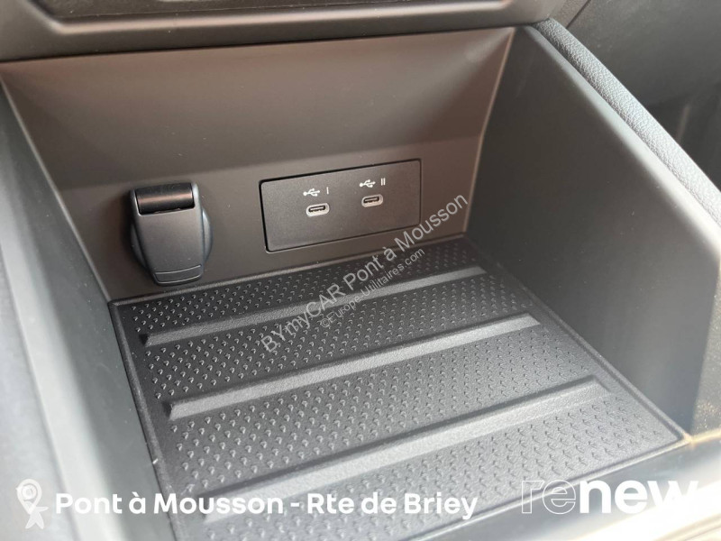 Veicolo commerciale Renault Symbioz E-Tech full...