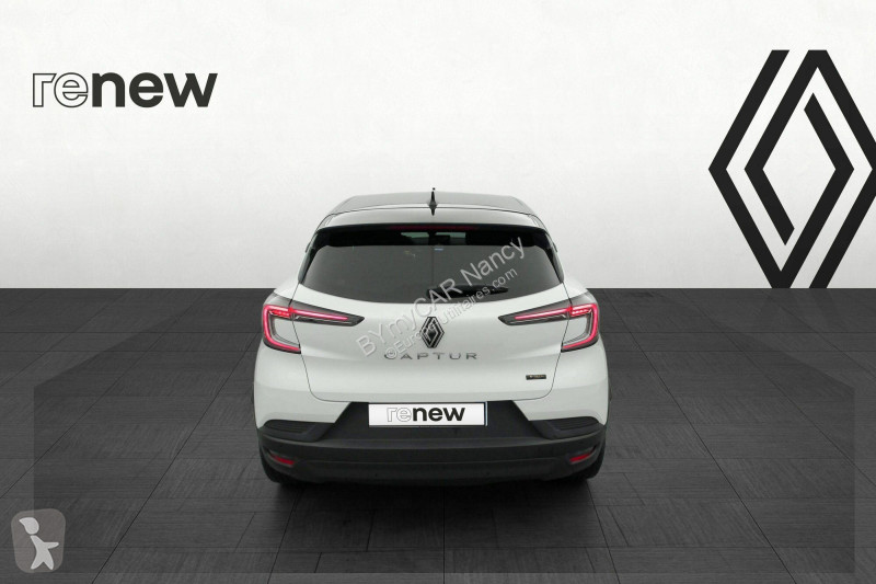 Veicolo commerciale Renault Captur E-Tech full...