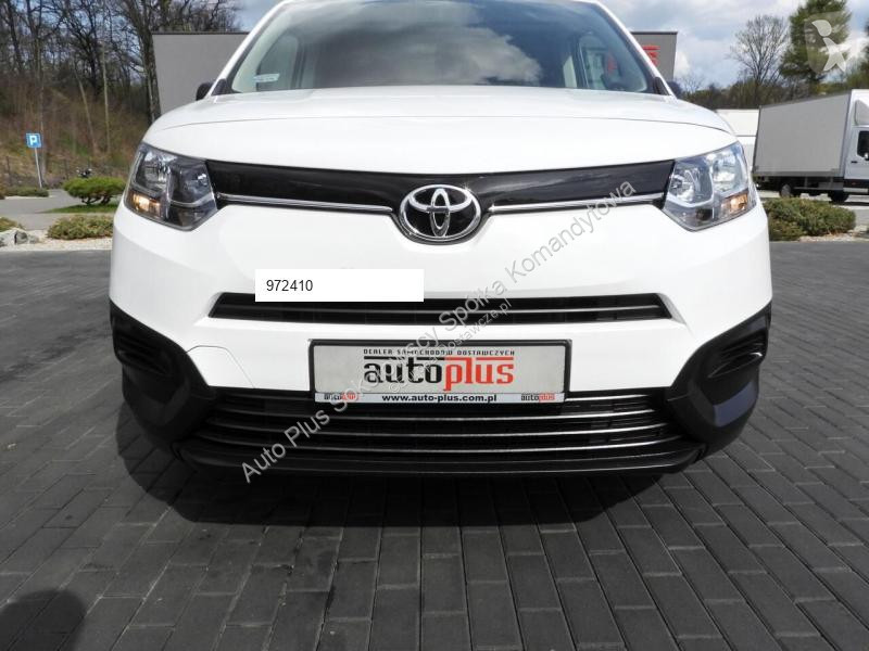 Užitkové vozidlo Toyota CITY  FURGON CHŁODNIA...