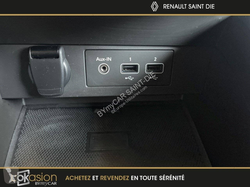 Užitkové vozidlo Renault Clio E-Tech 140 - 21N