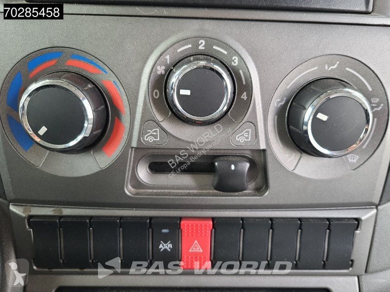 Véhicule utilitaire Iveco 40C15 BE Combi...