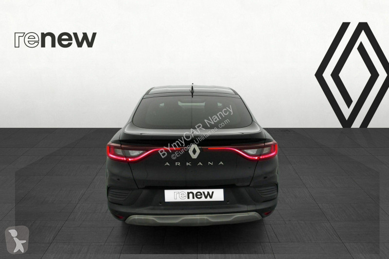 Autoutilitară Renault Arkana mild hybrid 140...