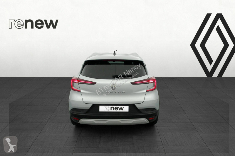 عربة نفعية Renault Captur TCe 90