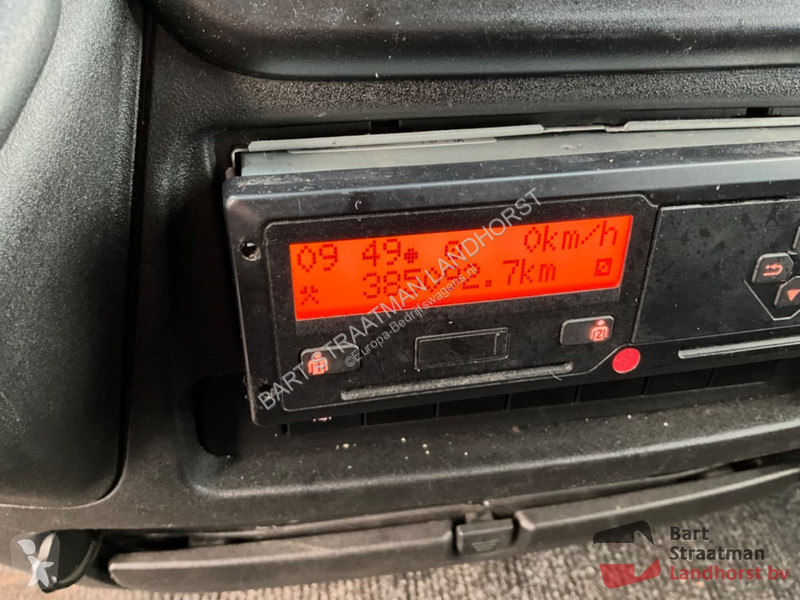 Bedrijfswagen Iveco Euro 6 box truck with...