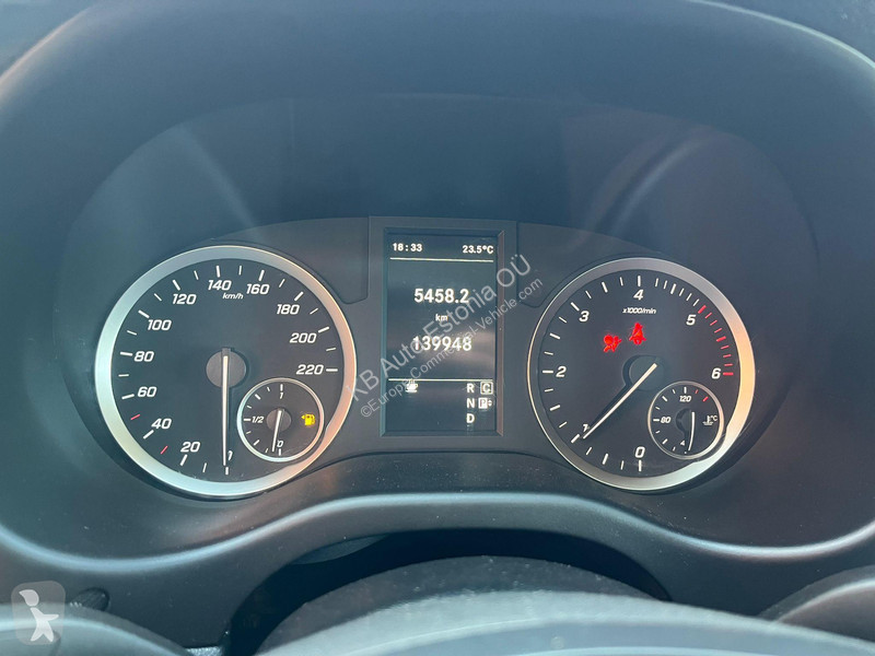Autoutilitară Mercedes NEOS 100 Vito