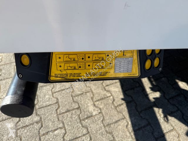Nyttofordon Iveco 35C16 Koffer Ladebordwand 500kg