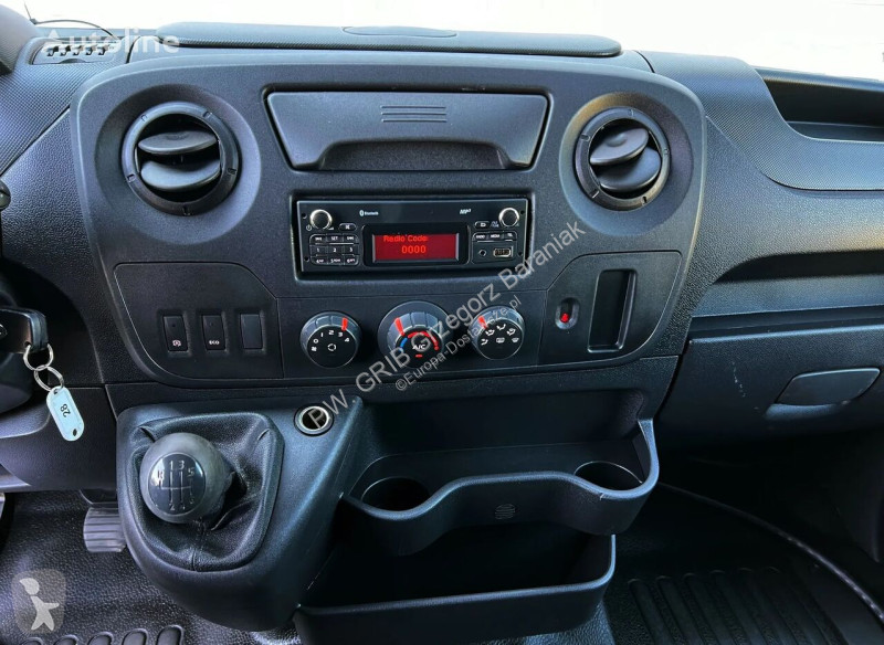 Furgoneta Renault 165 DCI Blaszak...