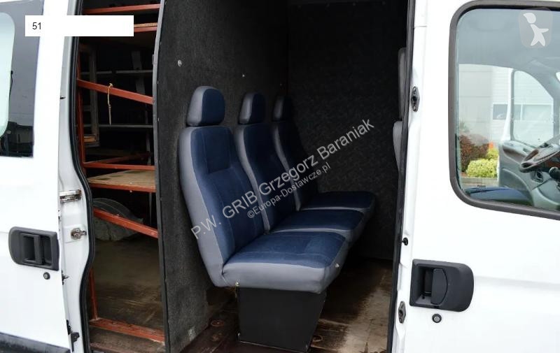 Véhicule utilitaire Iveco 35C15 Blaszak L4H2...