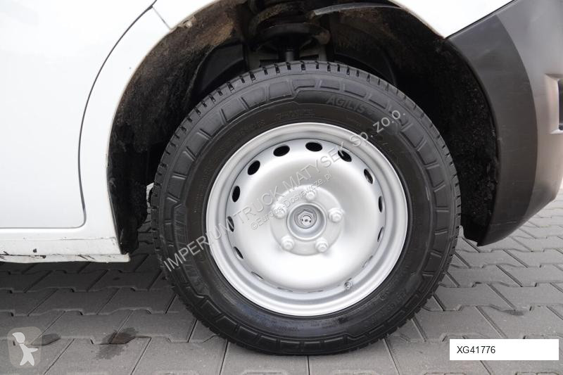 Furgoneta Renault MASTER / 6 osób / MANUAL / L2...