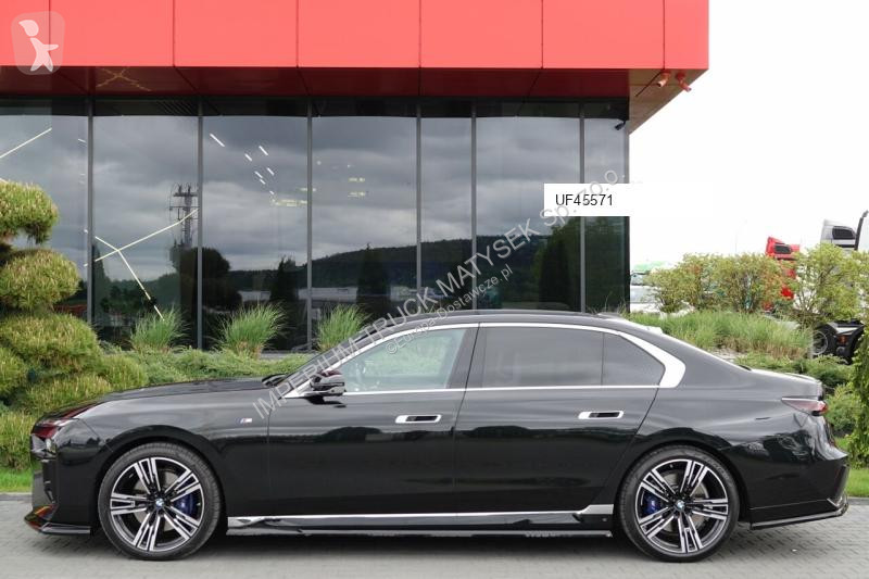 Véhicule utilitaire BMW 7 xDrive M Sport