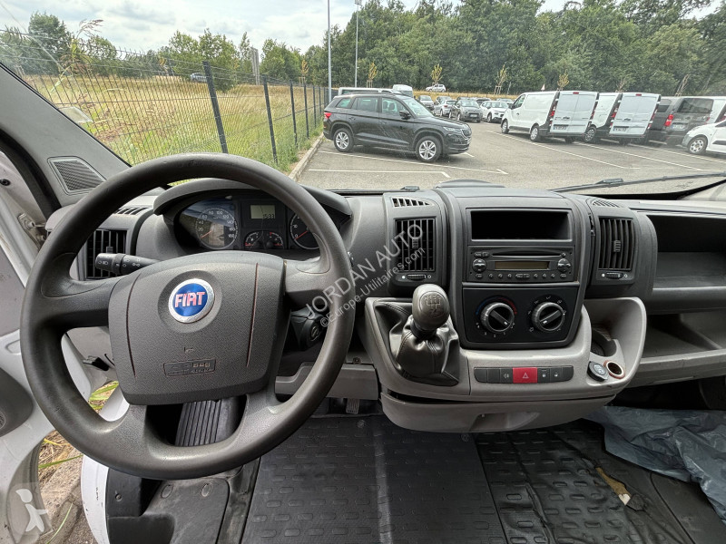 Veículo utilitário Fiat 2.2 JTD 100ch tri-benne