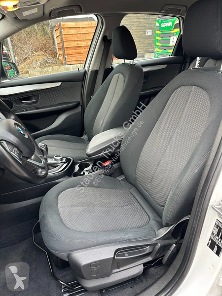 Nyttofordon BMW 216i Active...